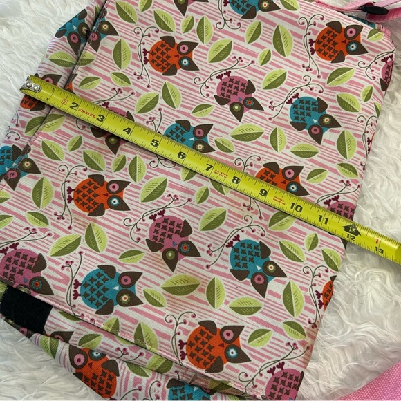 Wildkin Whimsical Owl Messenger Bag Tote Flap Close 5 Pockets Adjustable Strap - Picture 9 of 10